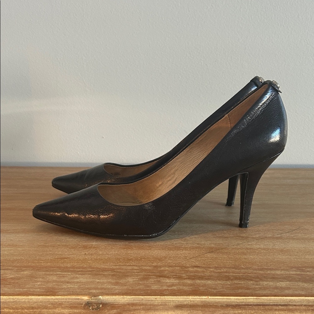 MICHAEL Michael Kors Black Pointed-Toe Leather Stiletto Pumps